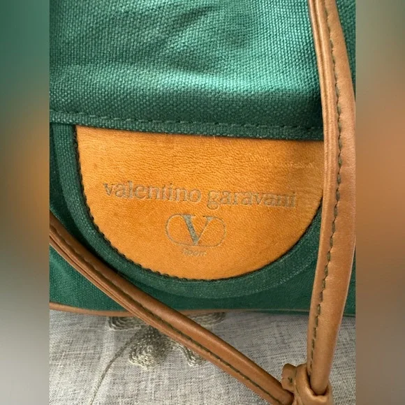 Valentino Garavani bucket drawstring bag